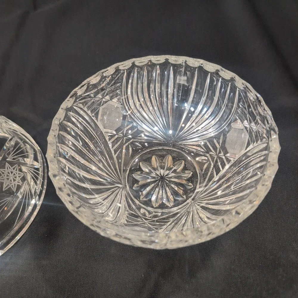 Vintage American Brilliant Style Cut Glass Lidded Candy Dish Pinwheel Starburst - Picture 2 of 8